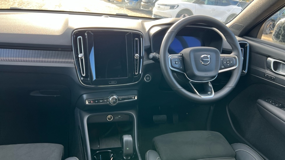 Used Volvo XC40 2025 for sale - 76901272: Photo 21