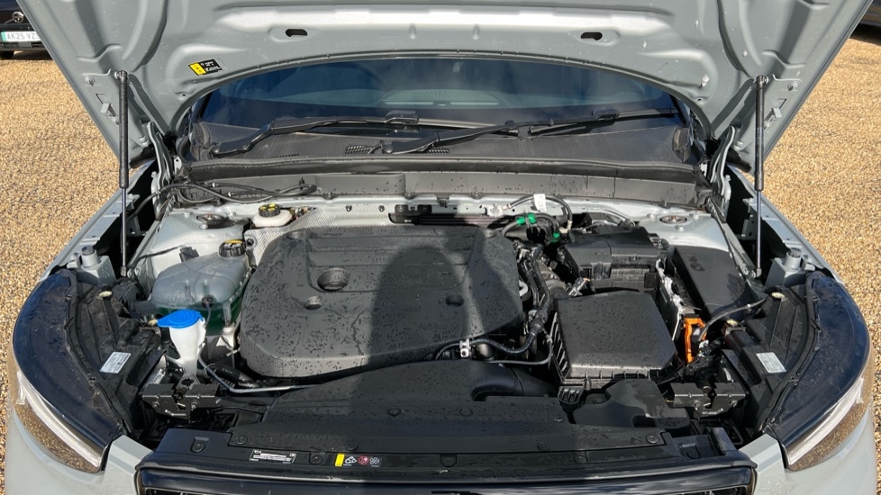 Used Volvo XC40 2025 for sale - 76901272: Photo 23