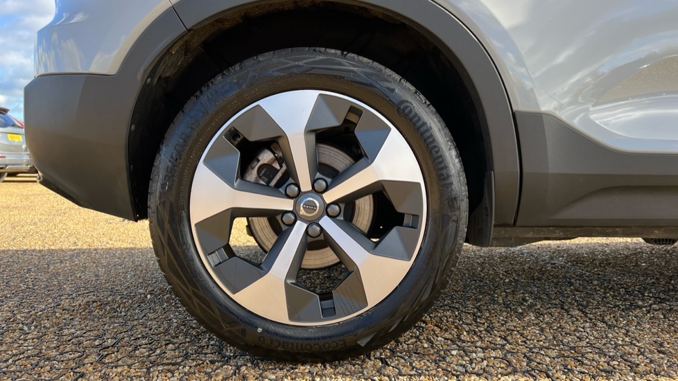 Used Volvo XC40 2025 for sale - 76901272: Photo 24