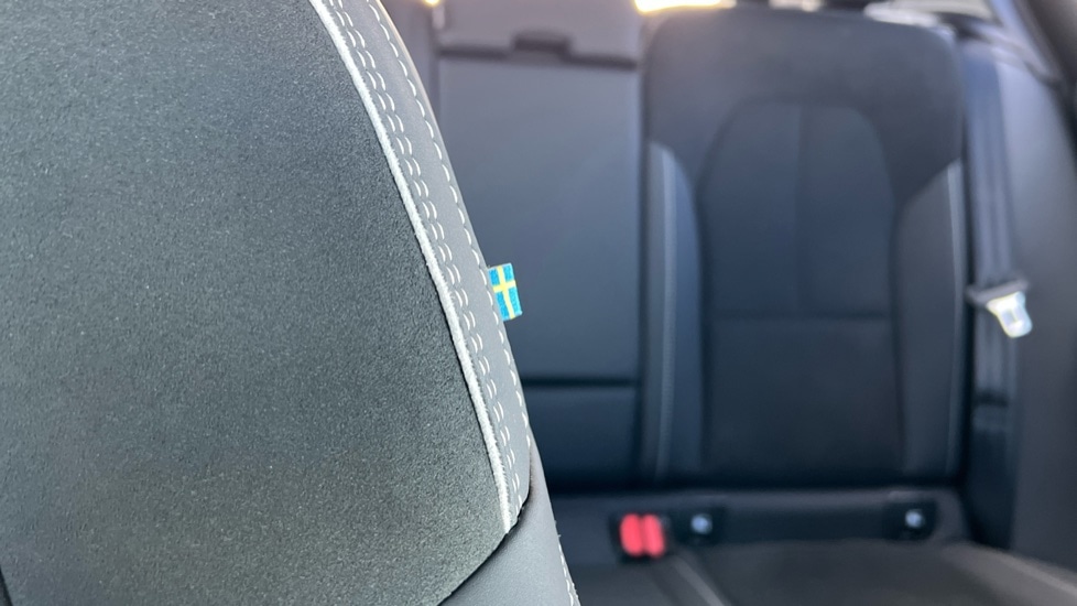 Used Volvo XC40 2025 for sale - 76901272: Photo 27