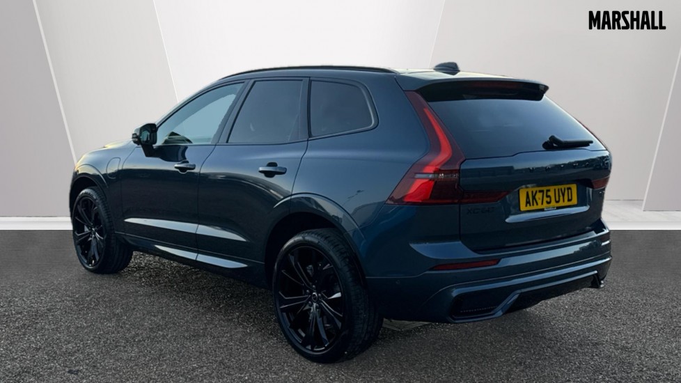 Used Volvo XC60 2025 for sale - 76874460: Photo 2