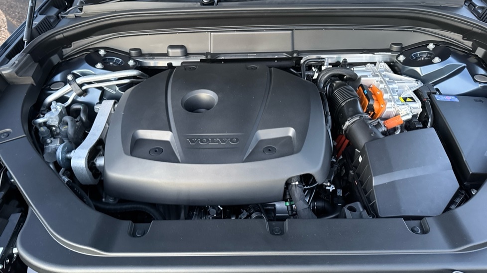 Used Volvo XC60 2025 for sale - 76874460: Photo 23