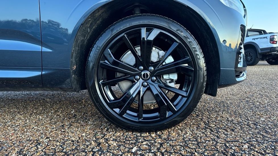 Used Volvo XC60 2025 for sale - 76874460: Photo 24