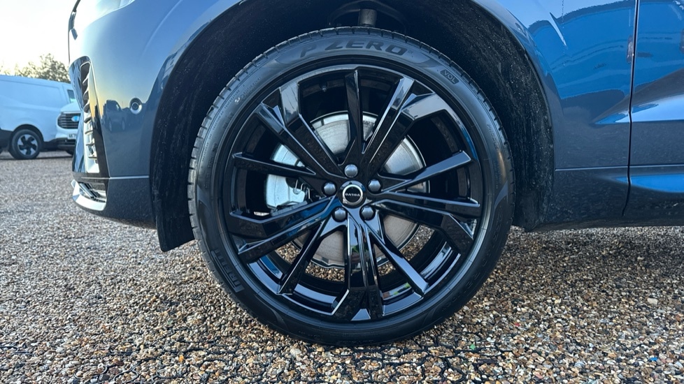 Used Volvo XC60 2025 for sale - 76874460: Photo 25