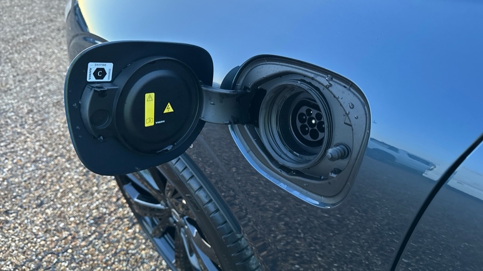 Used Volvo XC60 2025 for sale - 76874460: Photo 42