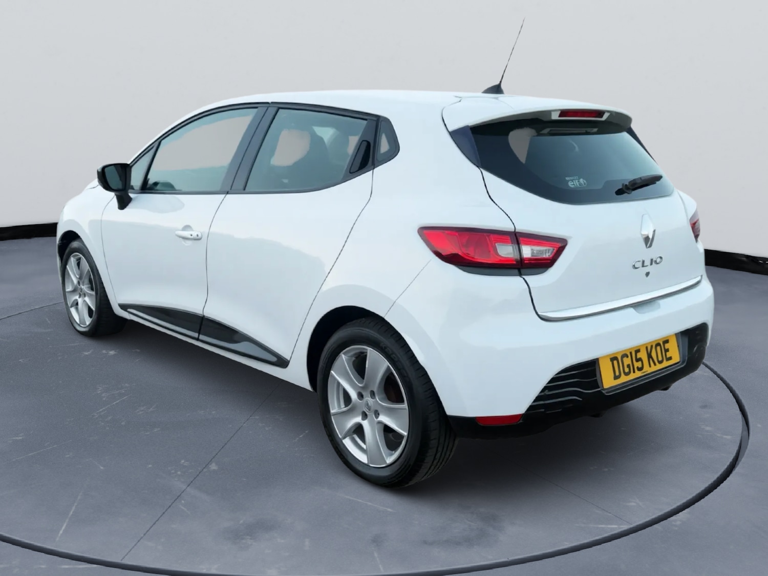 Used Renault Clio 2015 for sale - 77750469: Photo 6