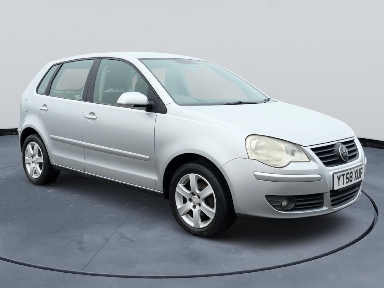Used Volkswagen Polo 2008 for sale - 77578555: Photo 2