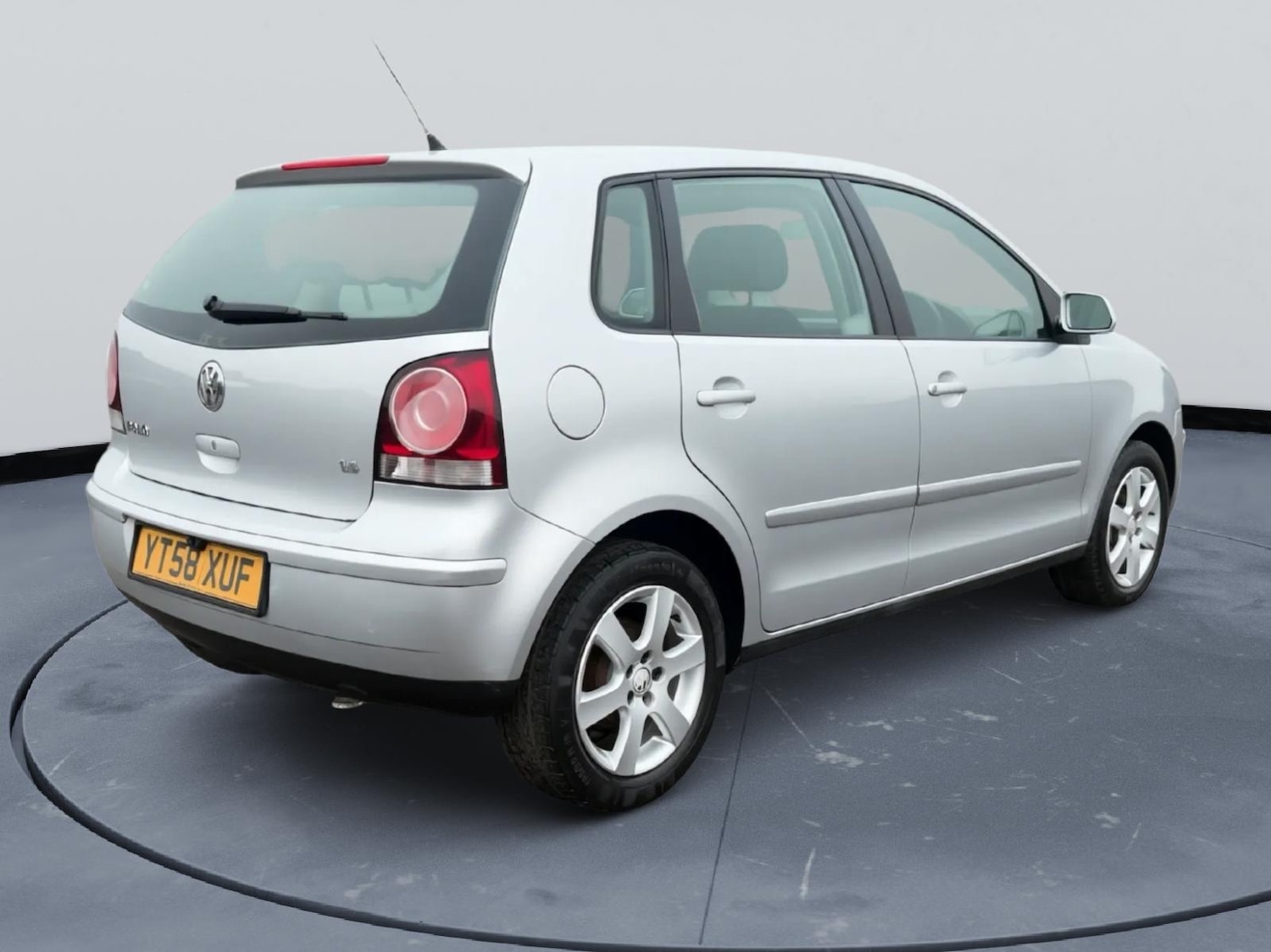 Used Volkswagen Polo 2008 for sale - 77578555: Photo 5