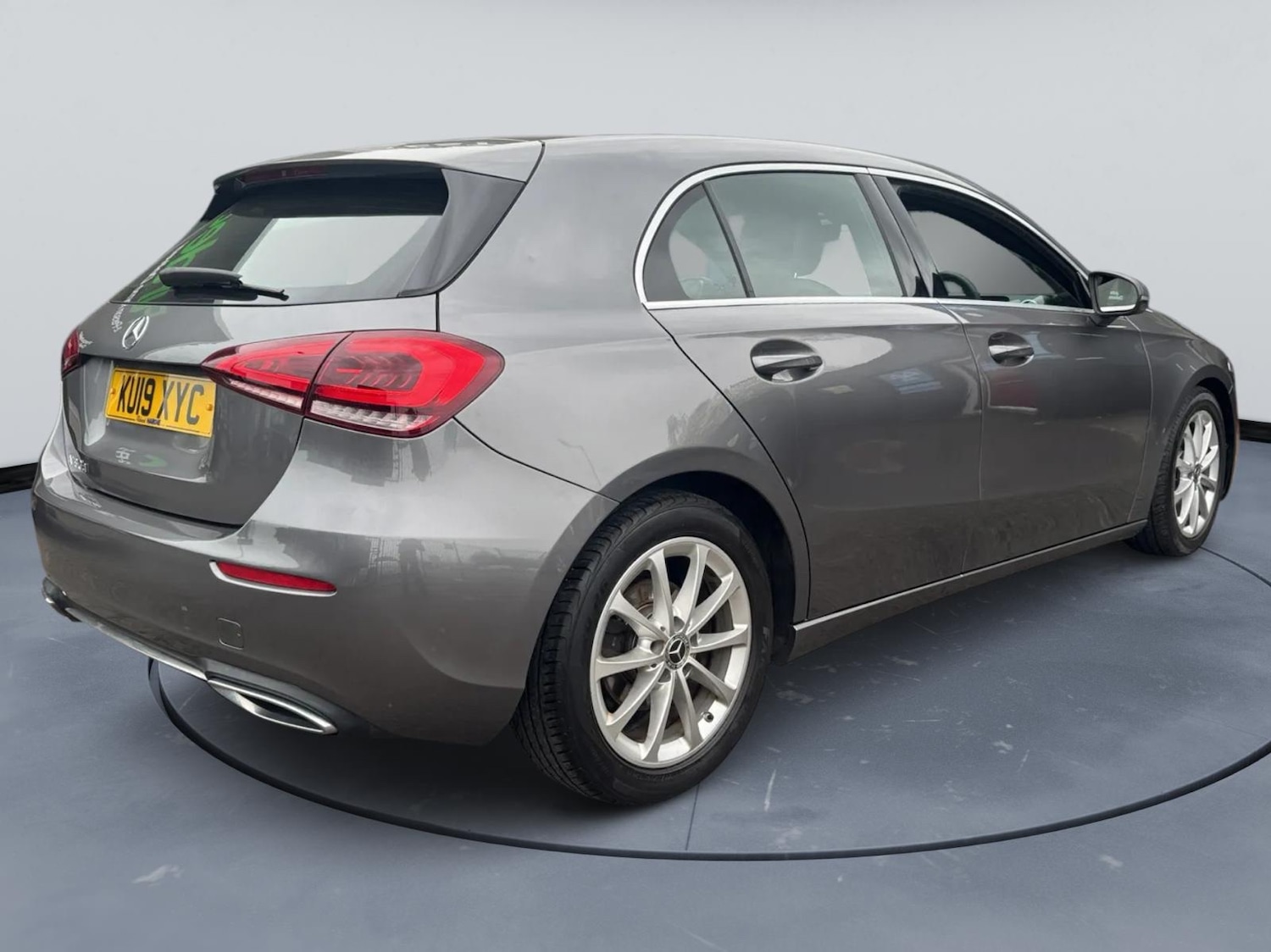 Used Mercedes-Benz A-Class 2019 for sale - 77629408: Photo 4