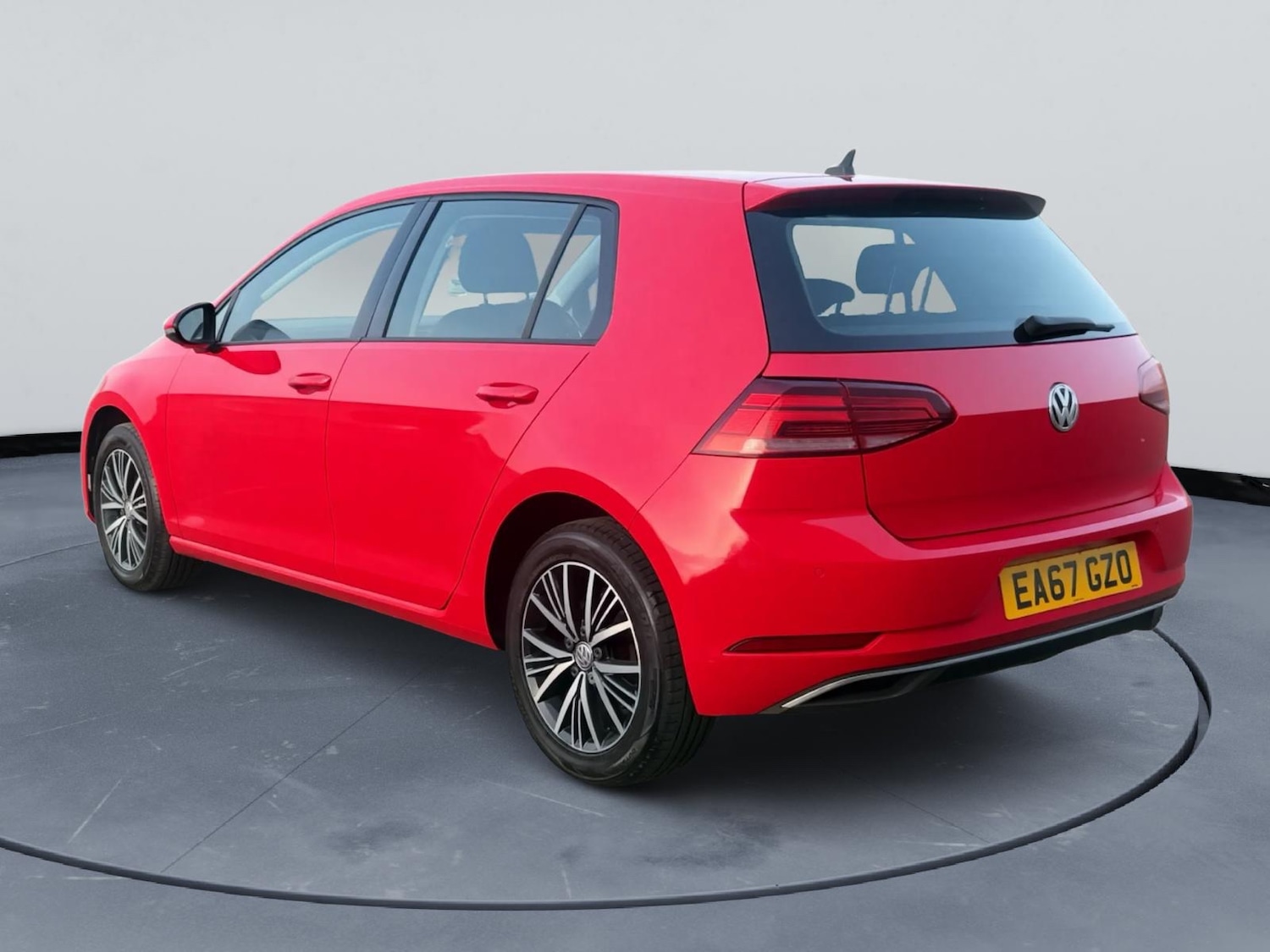 Used Volkswagen Golf 2017 for sale - 77762991: Photo 4