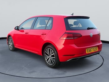 Used Volkswagen Golf 2017 for sale - 77762991: Photo