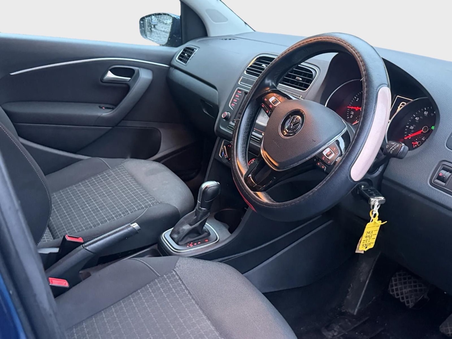 Used Volkswagen Polo 2016 for sale - 77617168: Photo 9