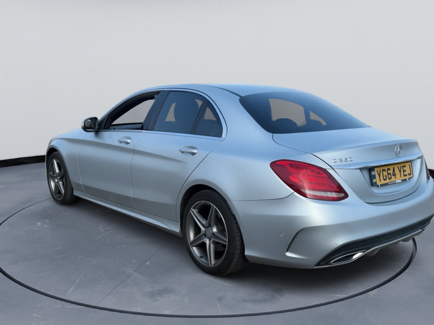 Used Mercedes-Benz C Class 2014 for sale - 77980638: Photo 5