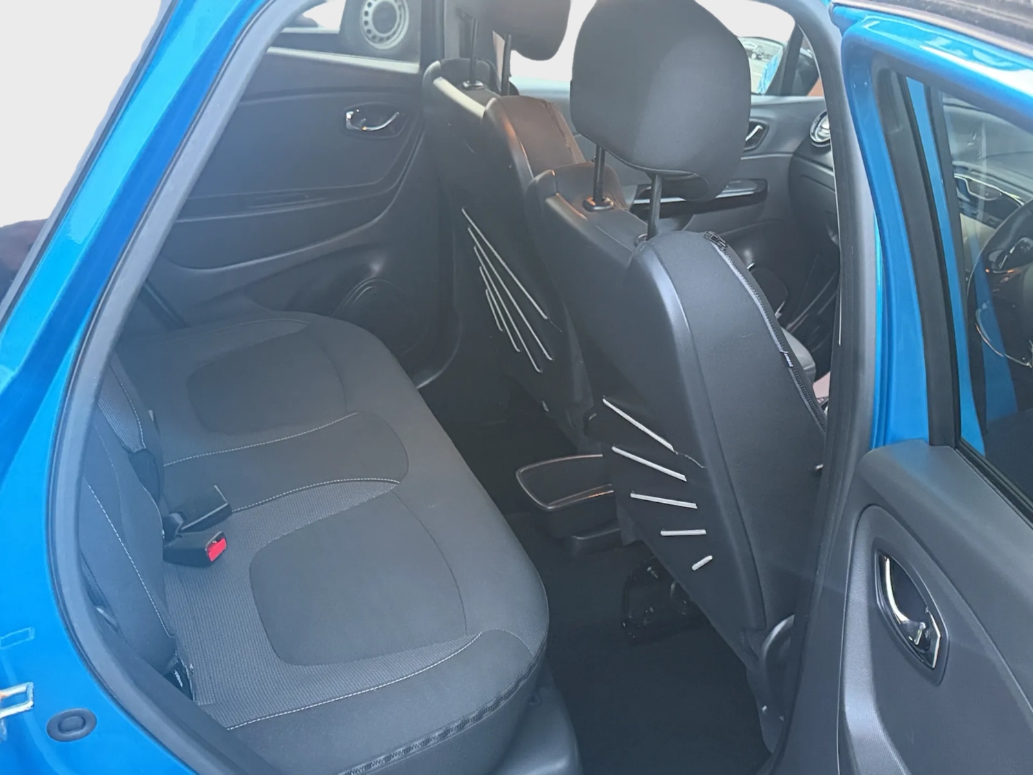 Used Renault Captur 2015 for sale - 77982007: Photo 10