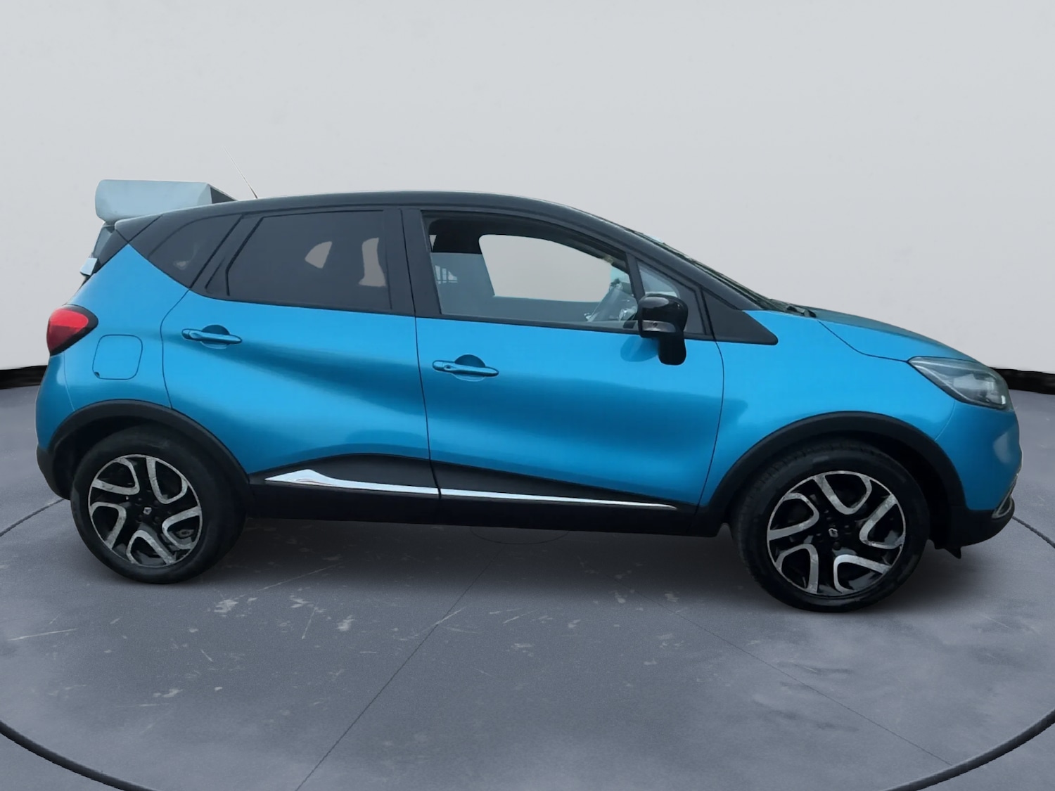 Used Renault Captur 2015 for sale - 77982007: Photo 6