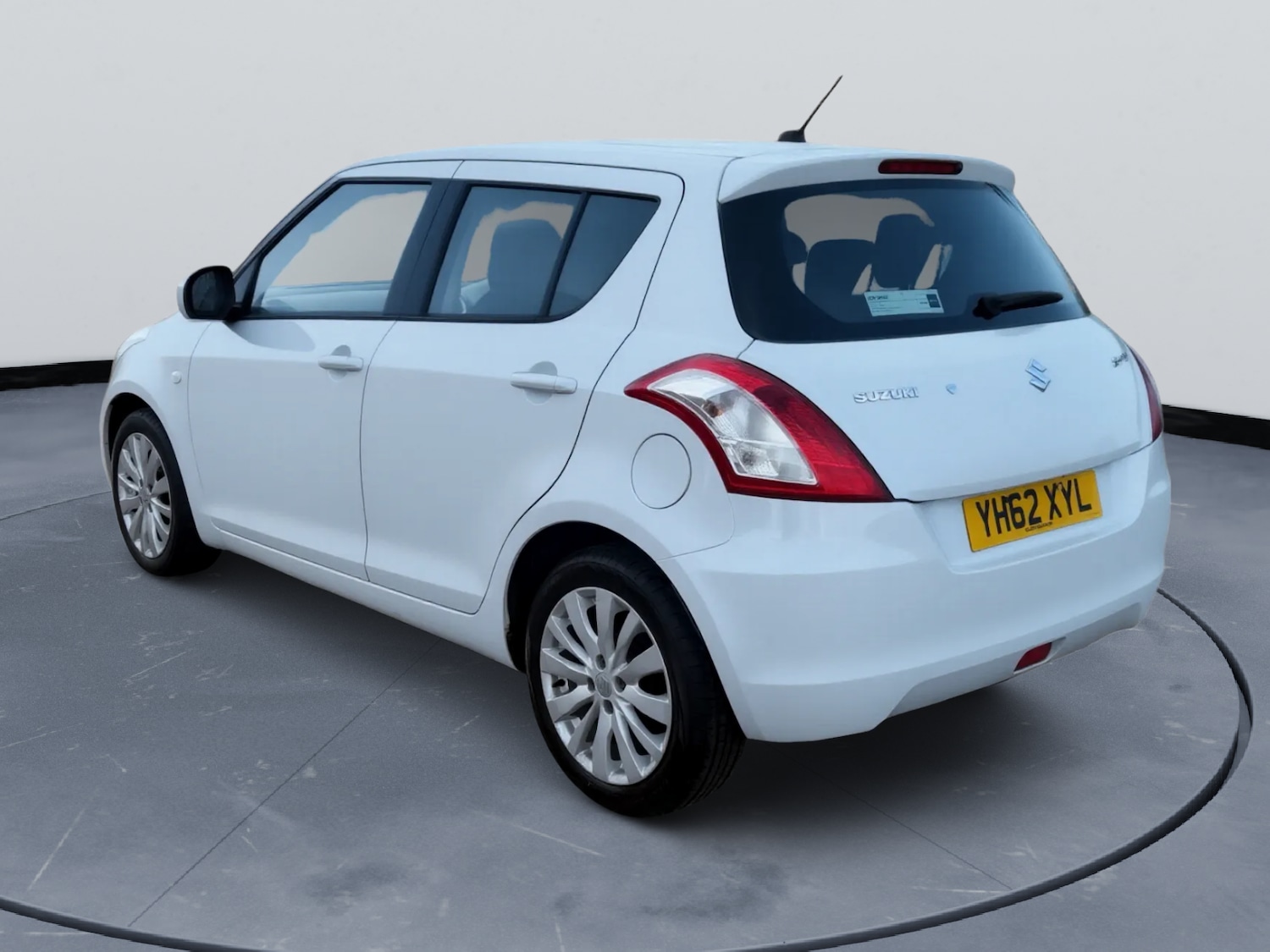 Used Suzuki Swift 2012 for sale - 78006274: Photo 2