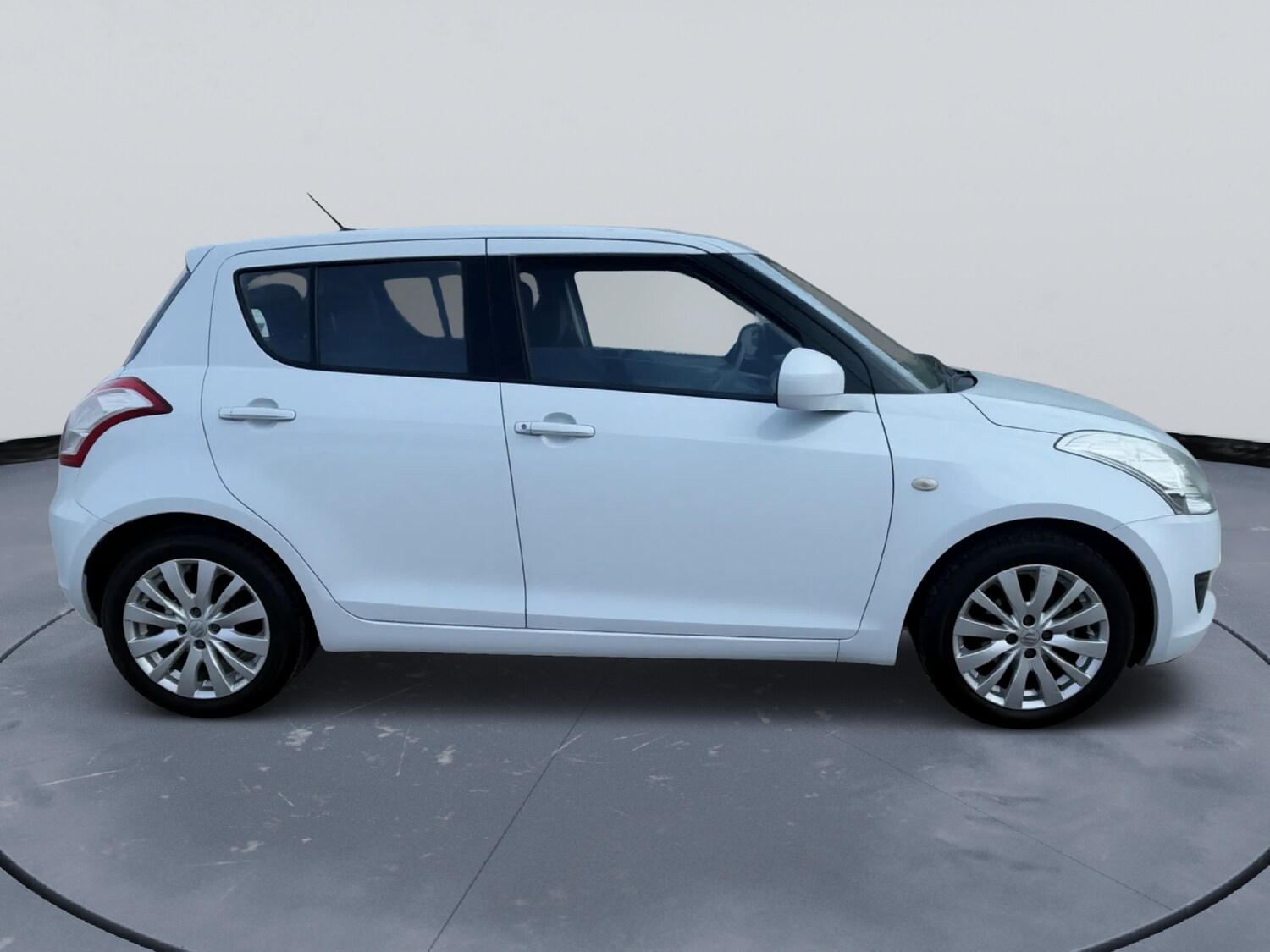 Used Suzuki Swift 2012 for sale - 78006274: Photo 5