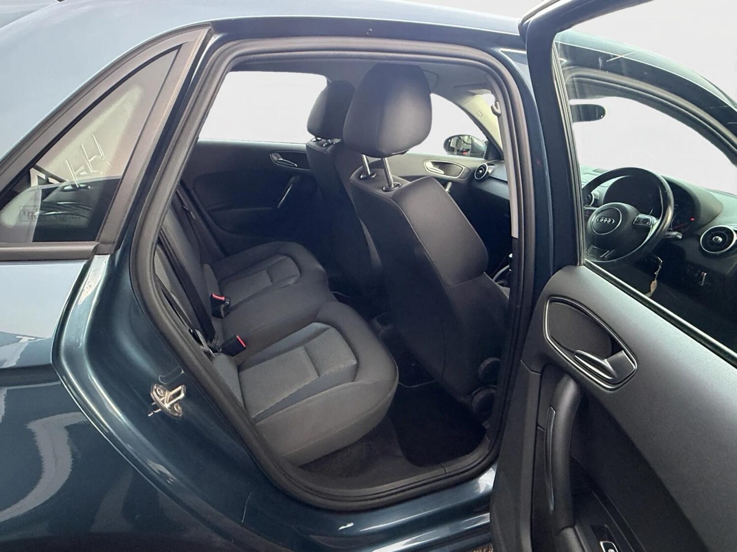 Used Audi A1 2017 for sale - 77590020: Photo 10