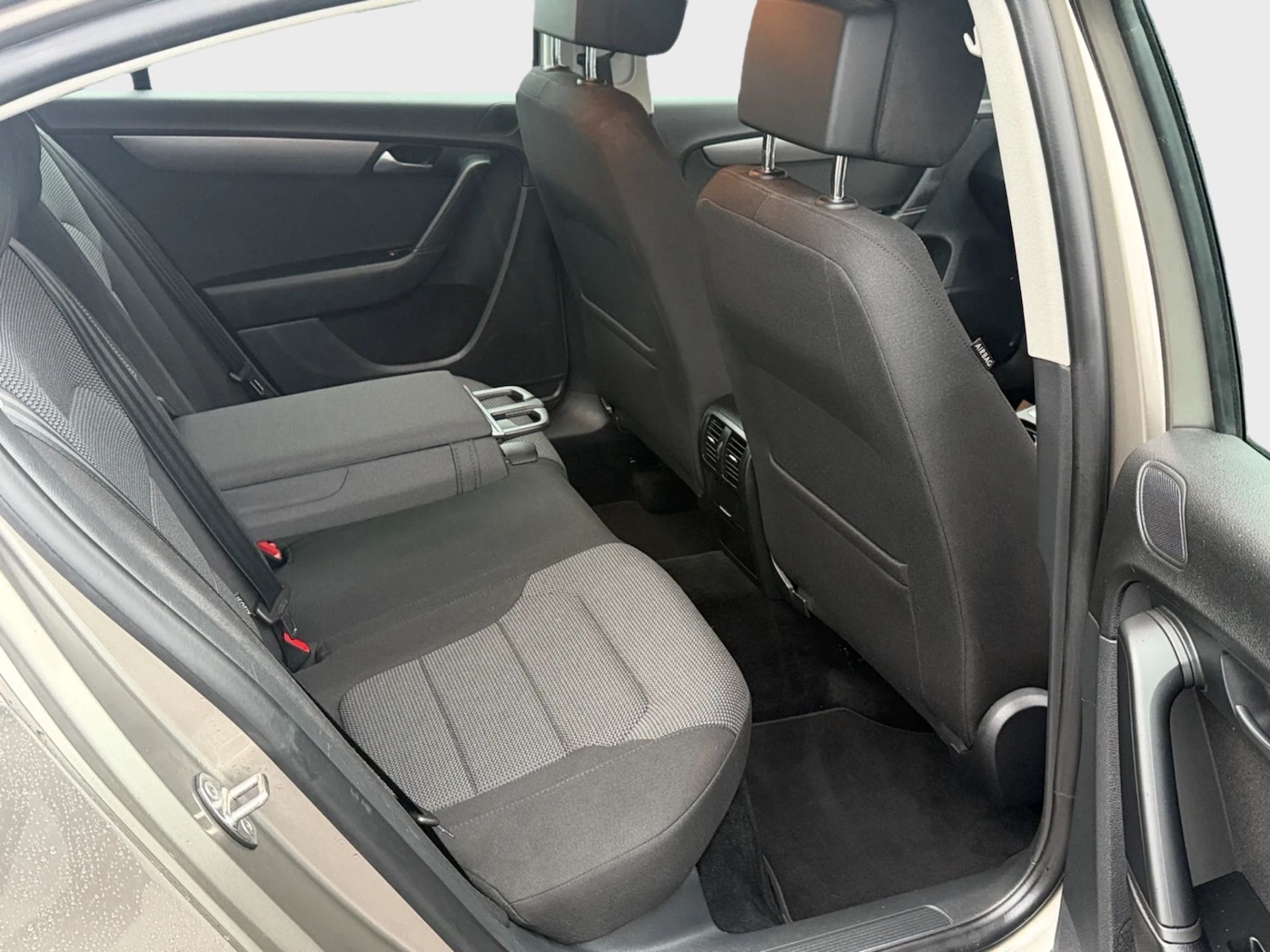 Used Volkswagen Passat 2013 for sale - 77888392: Photo 9