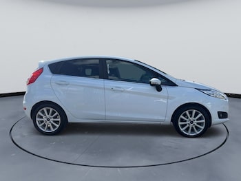 Used Ford Fiesta 2015 for sale - 77701394: Photo