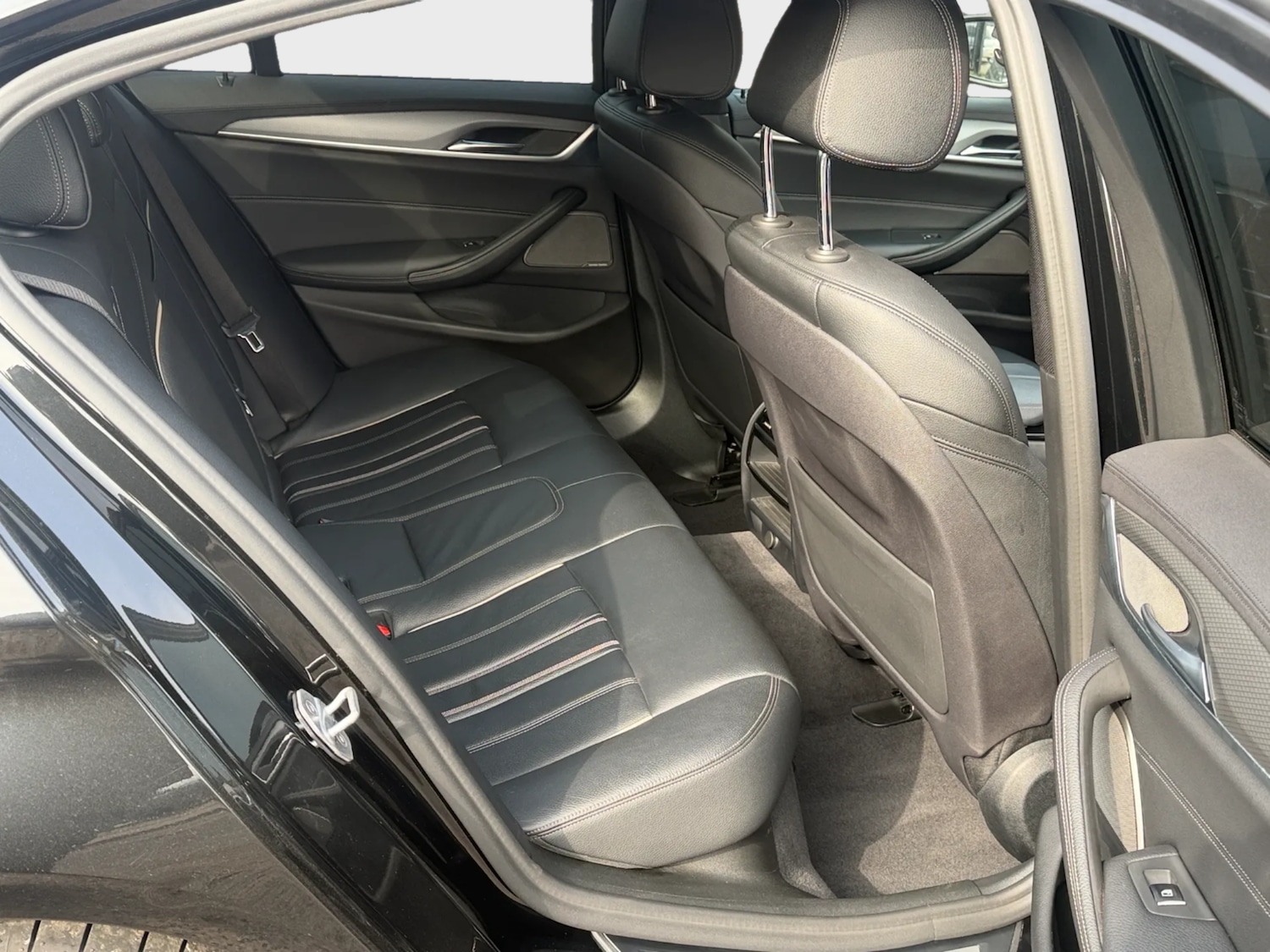 Used BMW 5 Series 2019 for sale - 77982020: Photo 8