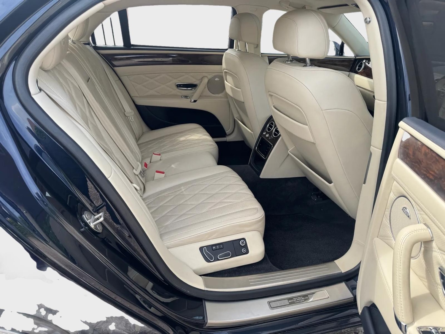 Used Bentley Flying Spur 2015 for sale - 77591837: Photo 8