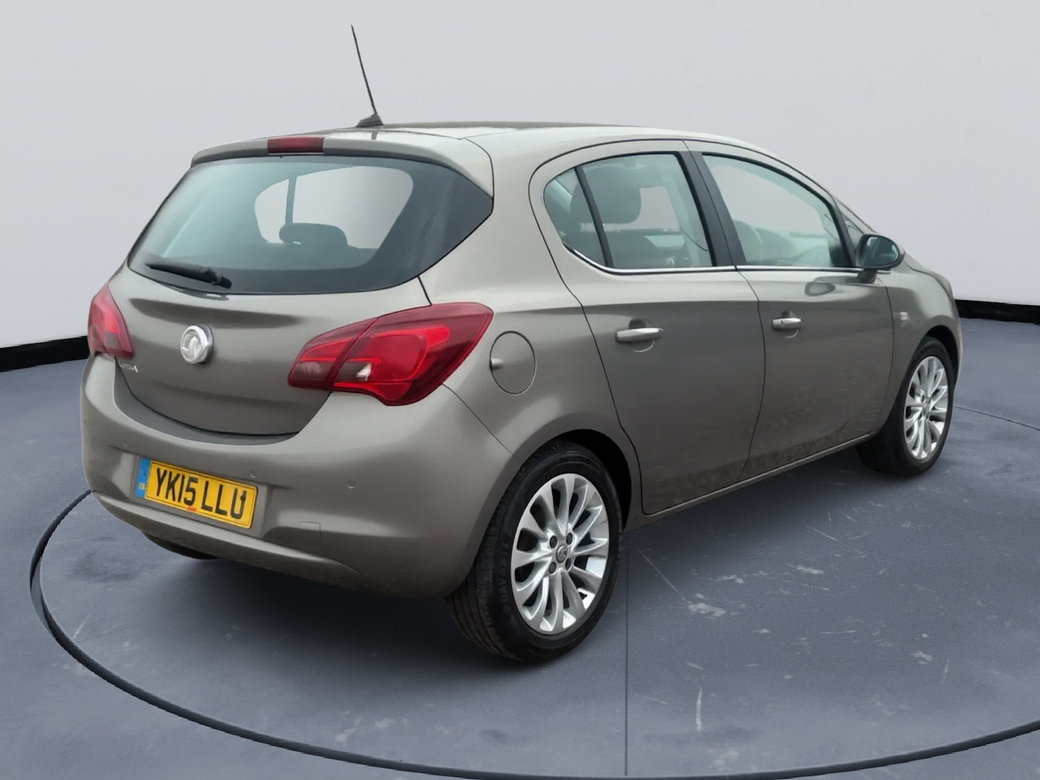 Used Vauxhall Corsa 2015 for sale - 78006270: Photo 2