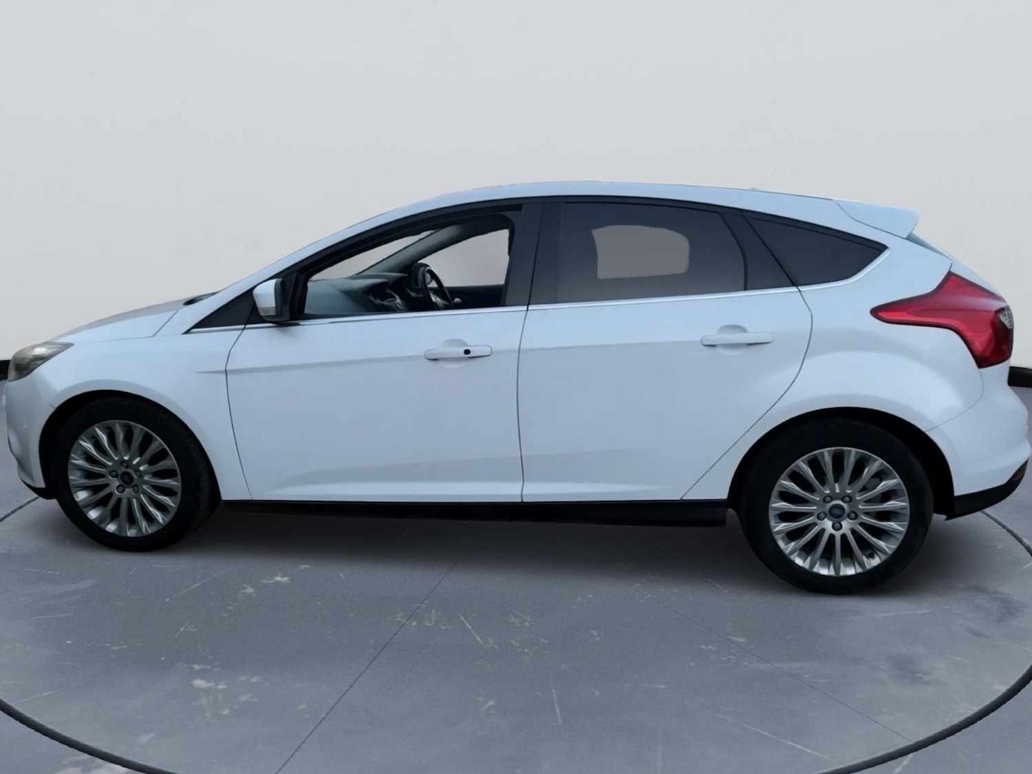 Used Ford Focus 2011 for sale - 77864942: Photo 5