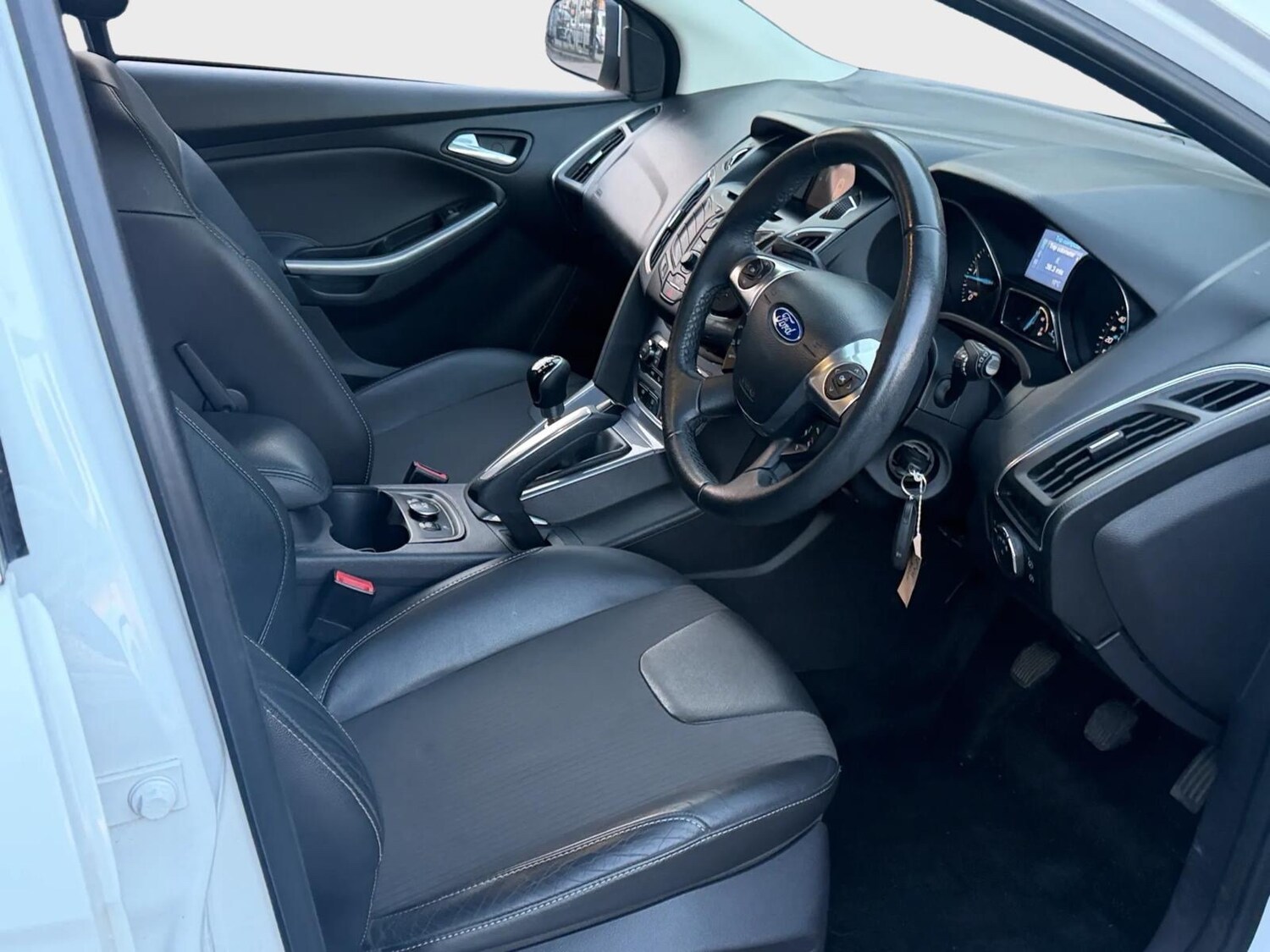 Used Ford Focus 2011 for sale - 77864942: Photo 9