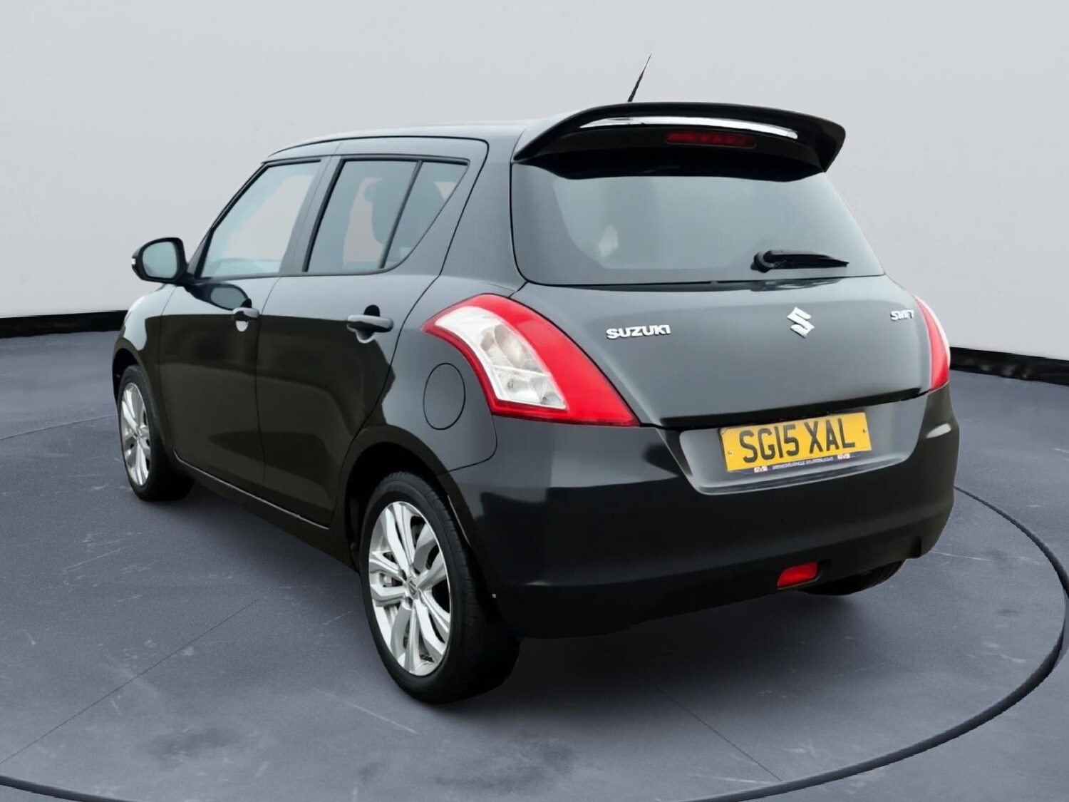 Used Suzuki Swift 2015 for sale - 77578559: Photo 6