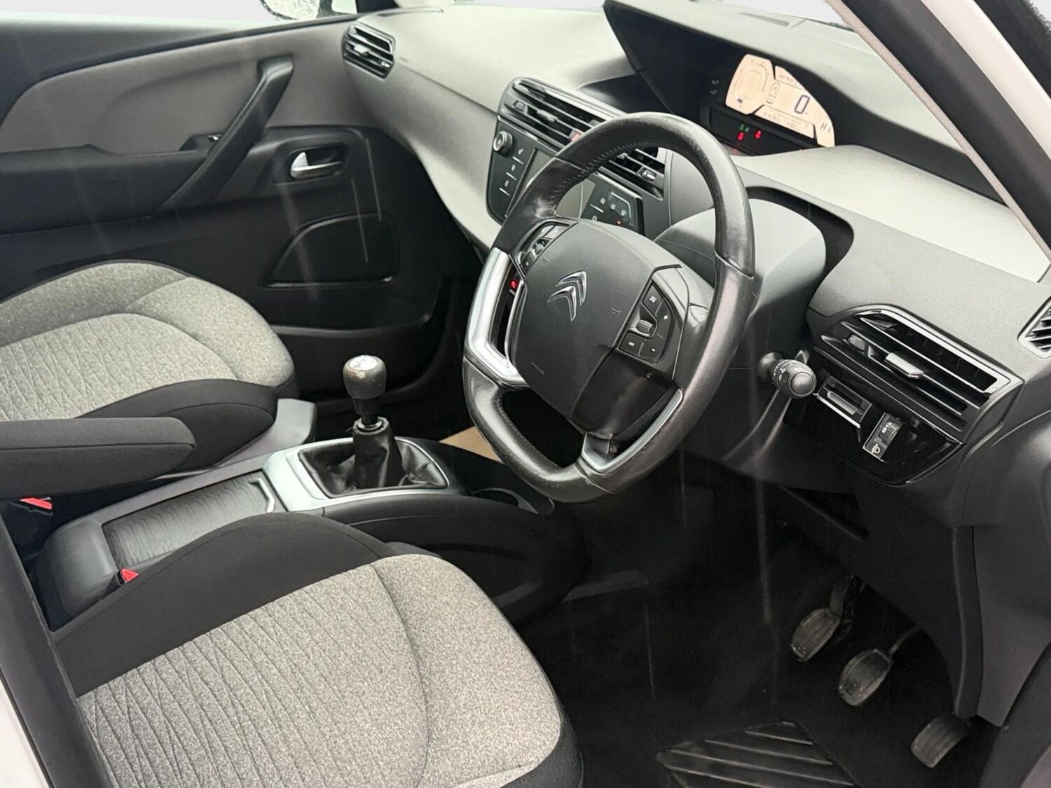 Used Citroen Grand C4 Picasso 2016 for sale - 77578717: Photo 8