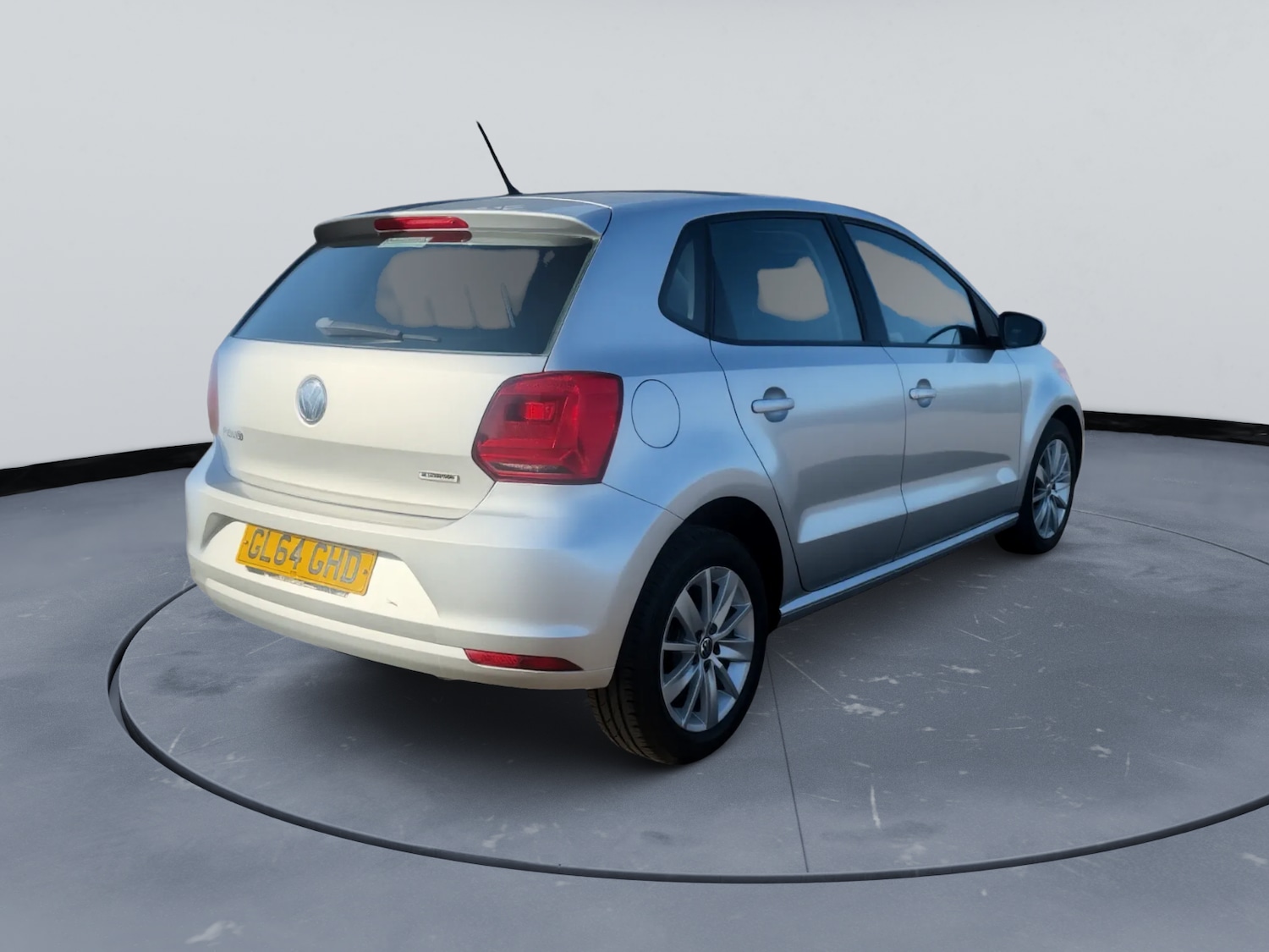 Used Volkswagen Polo 2014 for sale - 77982014: Photo 3