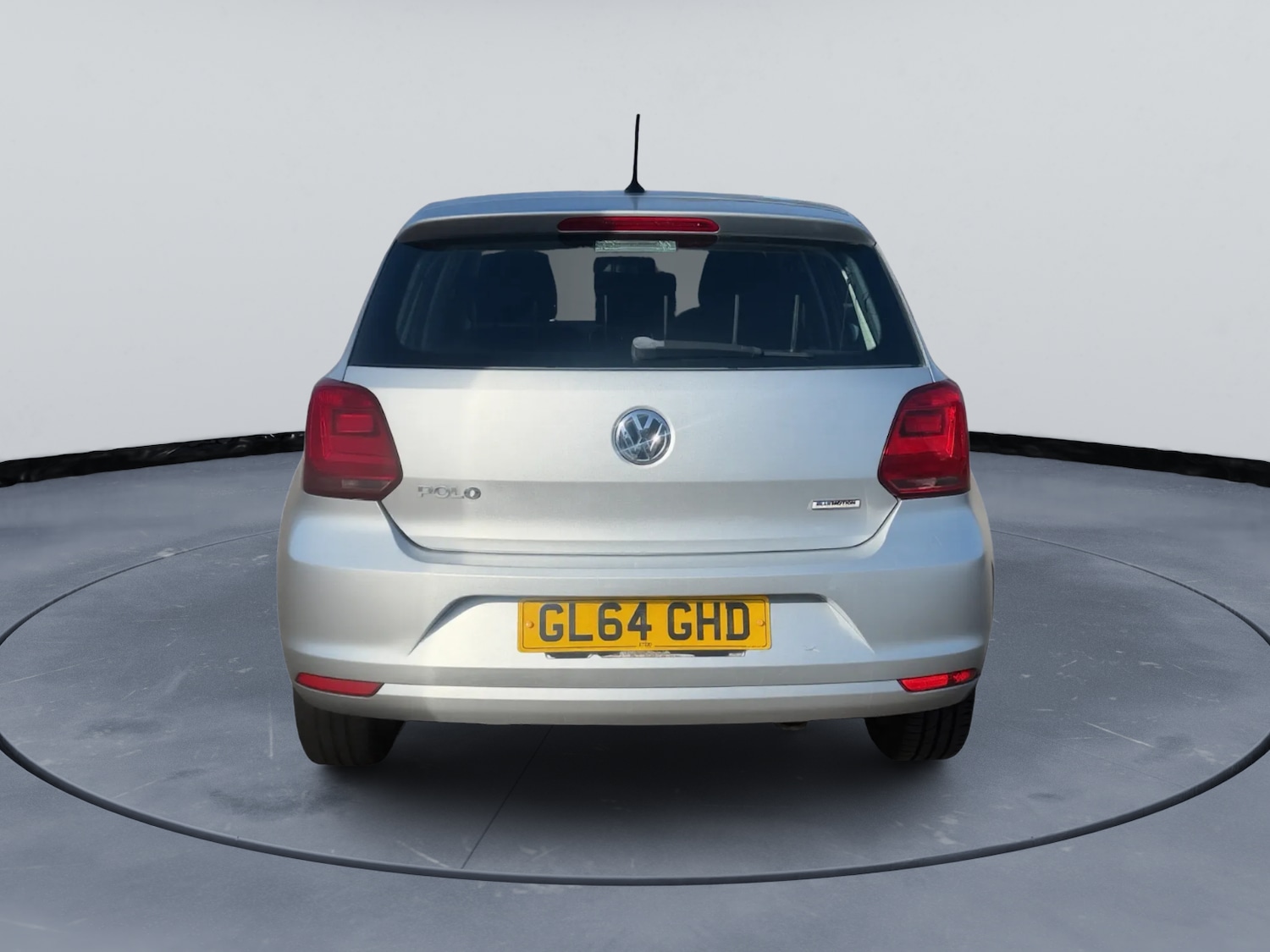 Used Volkswagen Polo 2014 for sale - 77982014: Photo 4