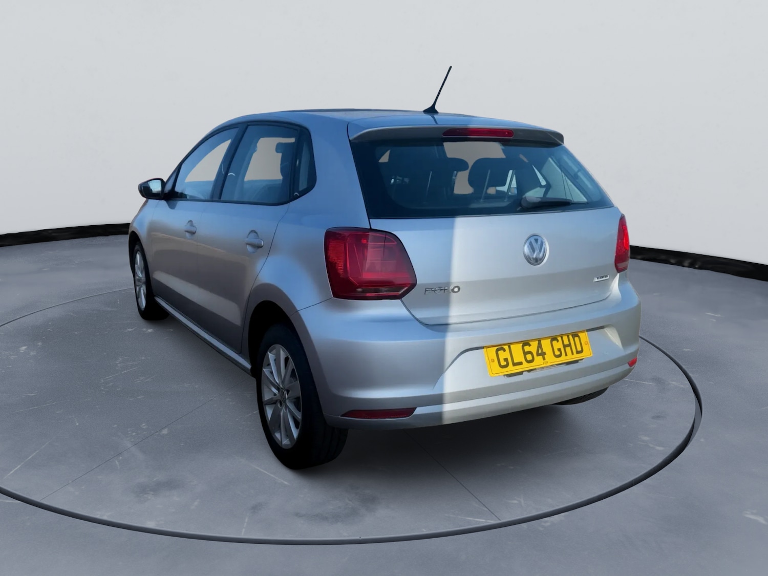 Used Volkswagen Polo 2014 for sale - 77982014: Photo 5