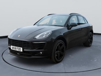 Used Porsche Macan 2018 for sale - 79383601: Photo