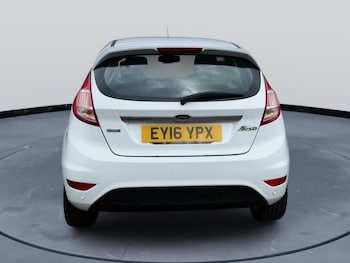 Used Ford Fiesta 2016 for sale - 79606408: Photo