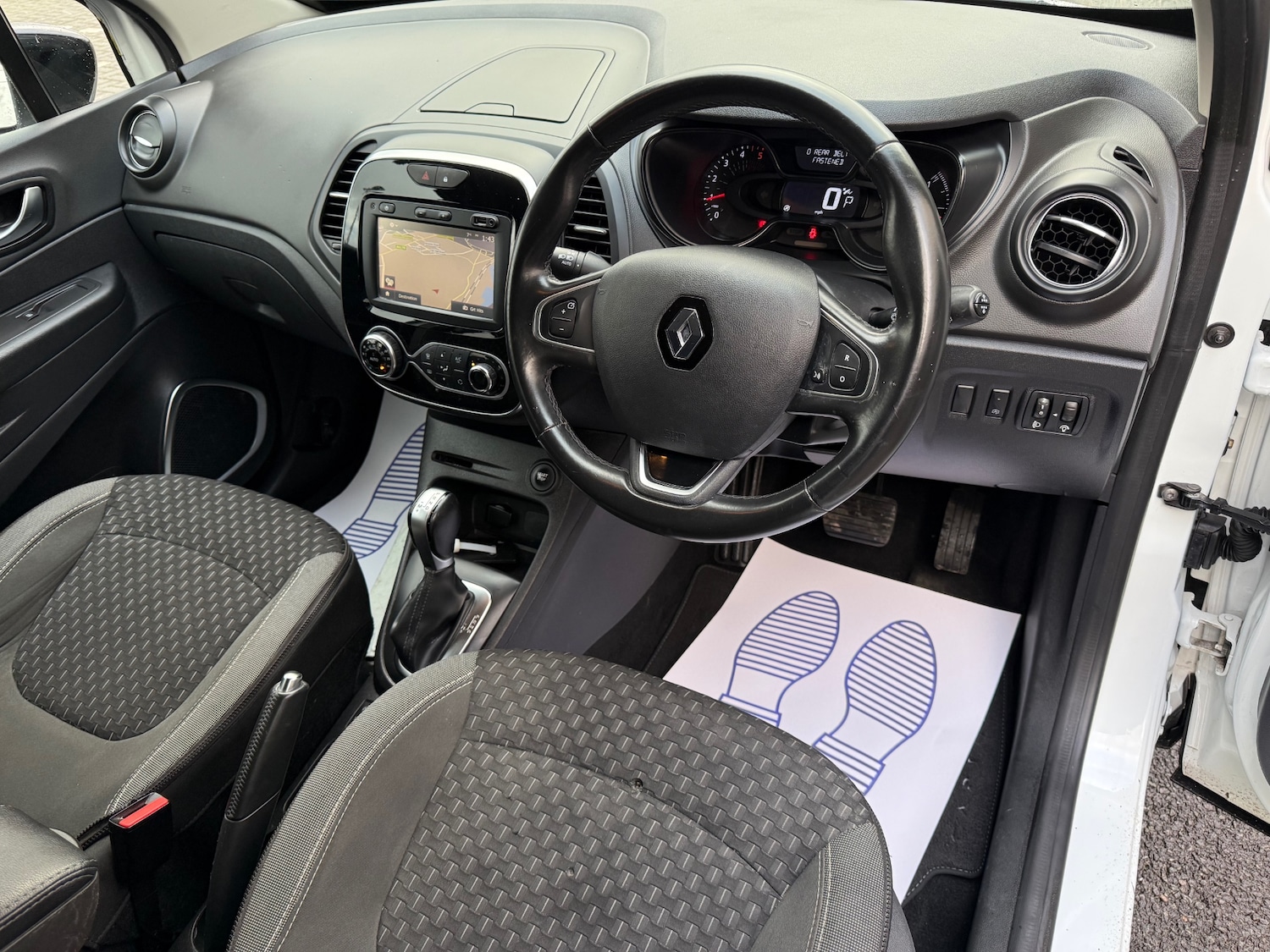 Used Renault Captur 2018 for sale - 78202526: Photo 23