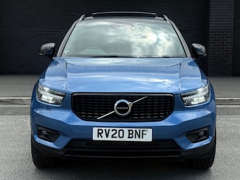 Volvo - XC40