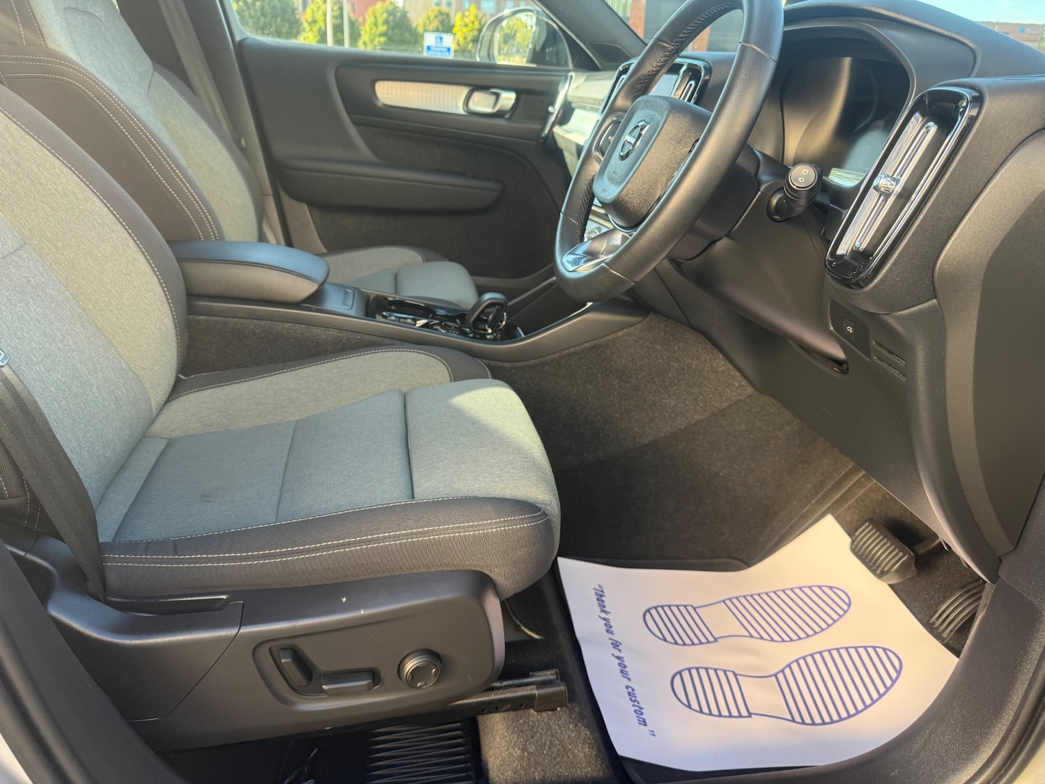 Used Volvo XC40 2023 for sale - 76430837: Photo 38