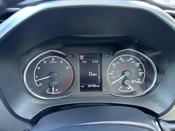 Used Toyota Yaris 2020 for sale - 76293314: Photo 11