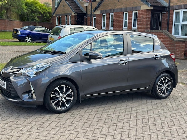 Used Toyota Yaris 2020 for sale - 76293314: Photo 15