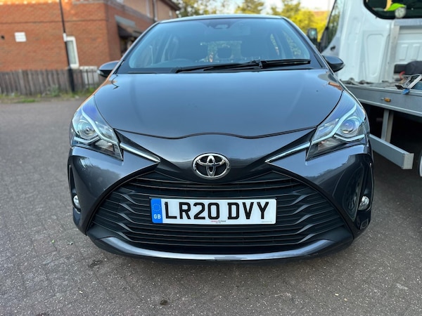 Used Toyota Yaris 2020 for sale - 76293314: Photo 1