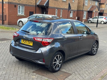 Used Toyota Yaris 2020 for sale - 76293314: Photo 3
