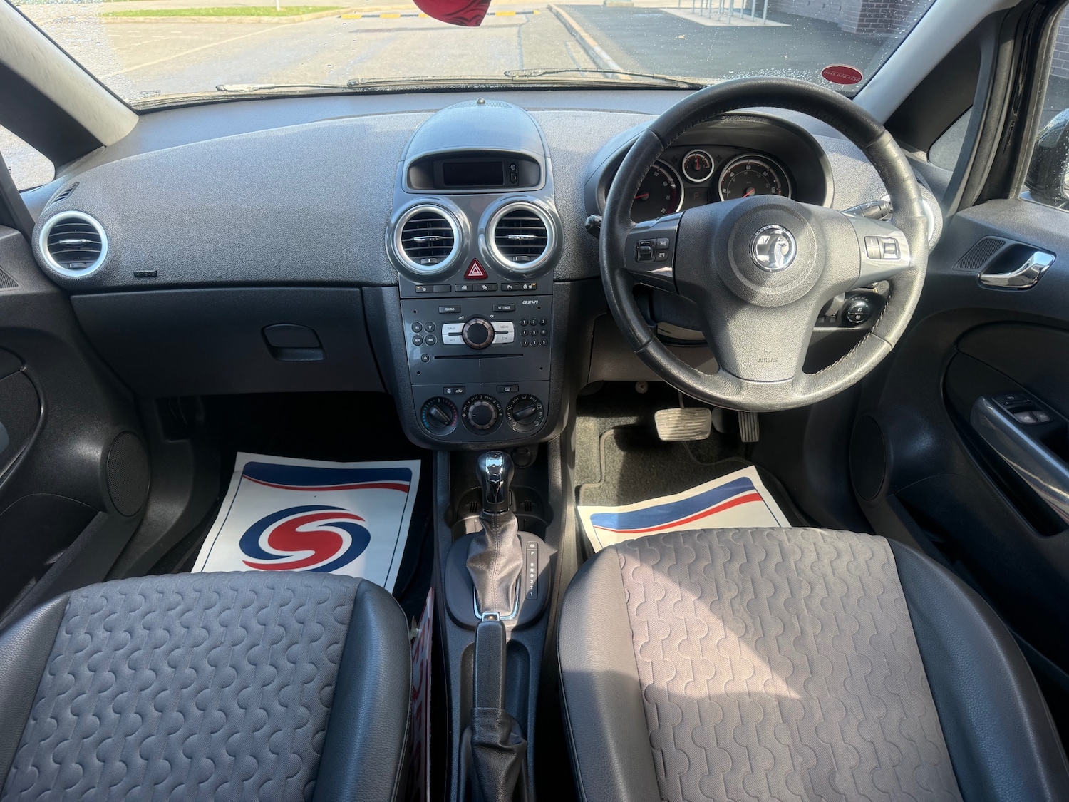 Used Vauxhall Corsa 2012 for sale - 78060739: Photo 9