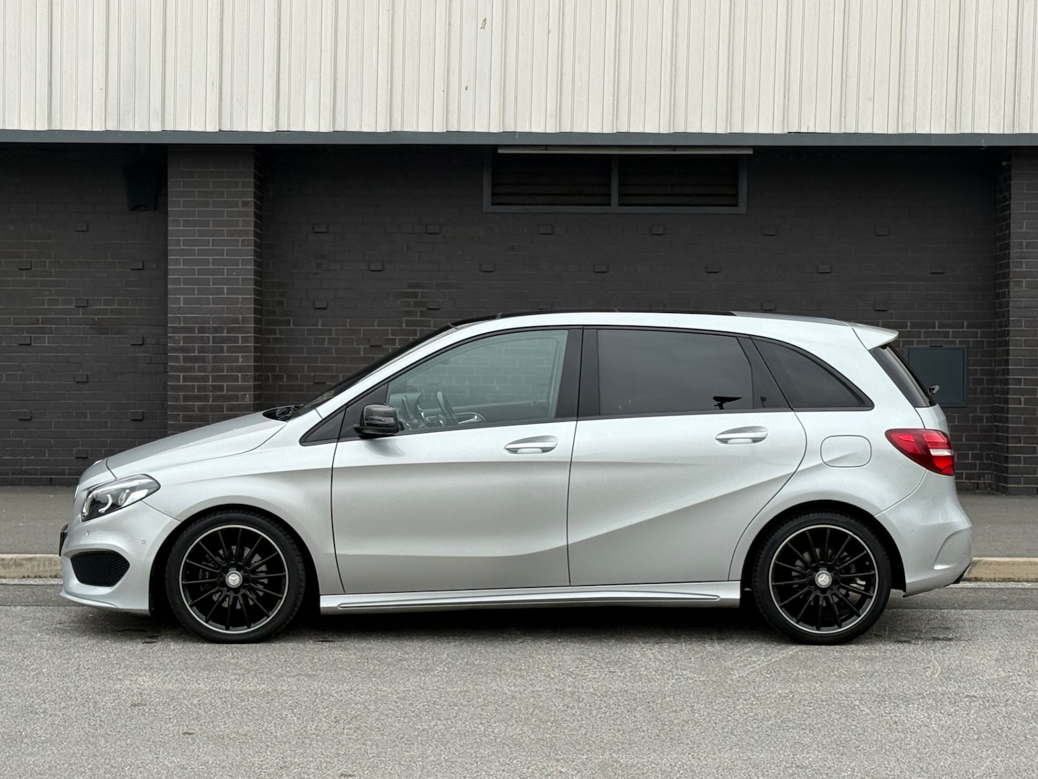 Used Mercedes-Benz B Class 2016 for sale - 76396706: Photo 7