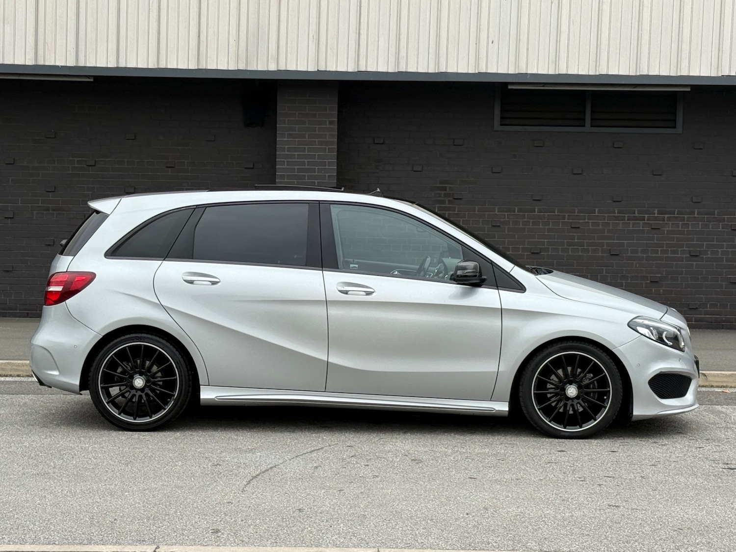 Used Mercedes-Benz B Class 2016 for sale - 76396706: Photo 8