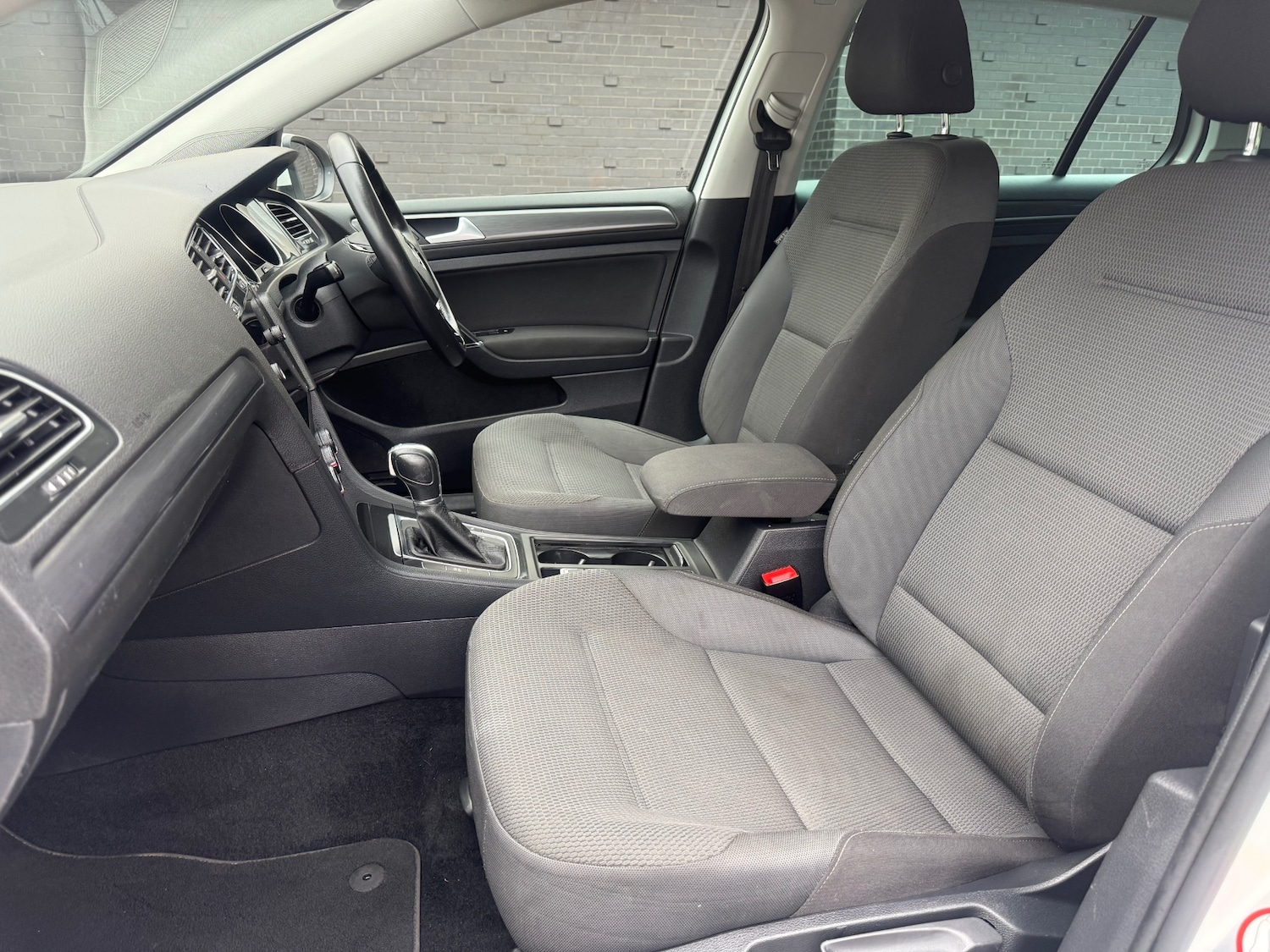 Used Volkswagen Golf 2019 for sale - 77213648: Photo 15