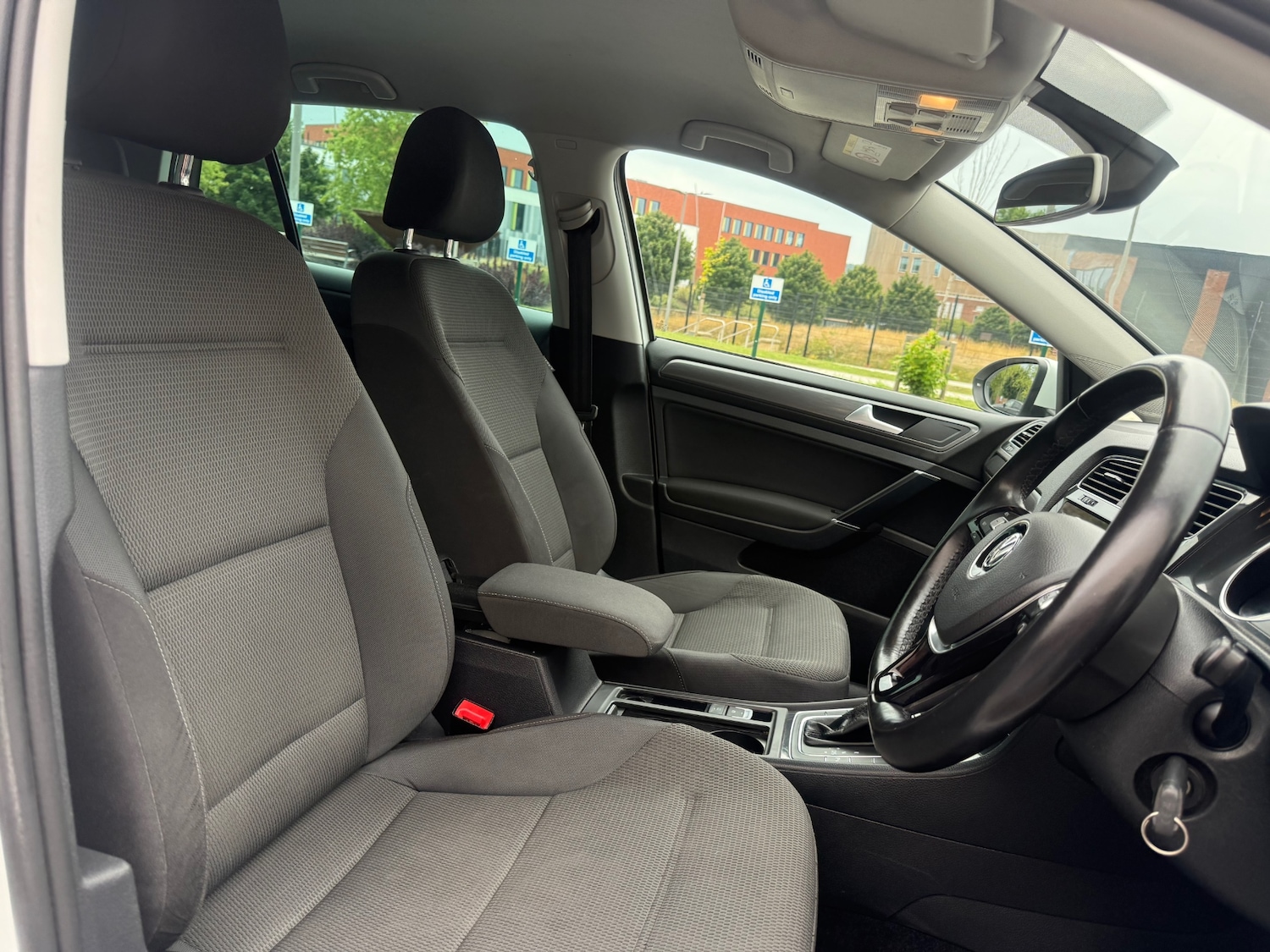 Used Volkswagen Golf 2019 for sale - 77213648: Photo 37