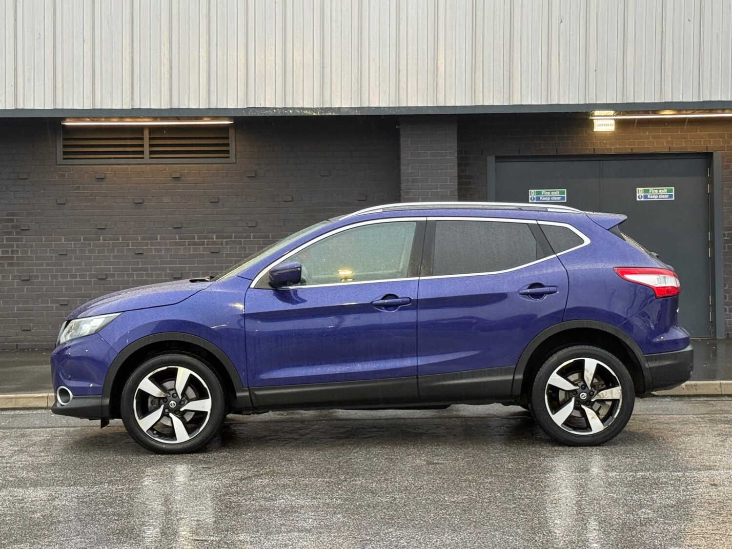 Used Nissan Qashqai 2015 for sale - 77536278: Photo 7
