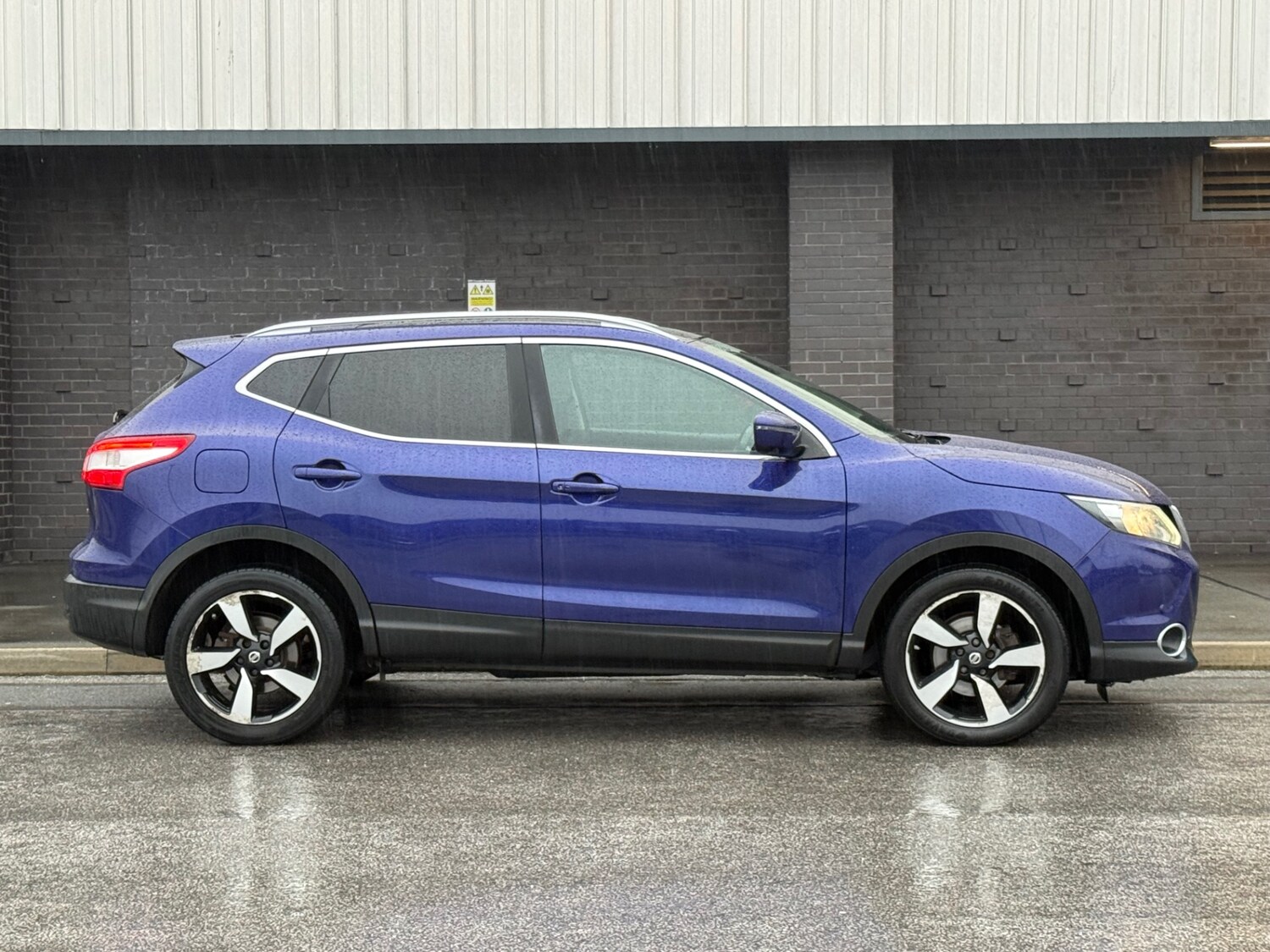 Used Nissan Qashqai 2015 for sale - 77536278: Photo 8